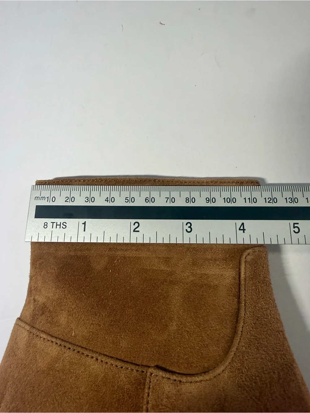Veronica beard Women’s Tan Suede Ankle Boots - Classic Low Heel size 7